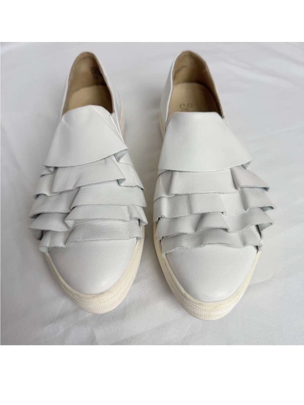 Anthropologie Seychelles White Leather Ruffle Slip On Sneakers Flats Women 7.5